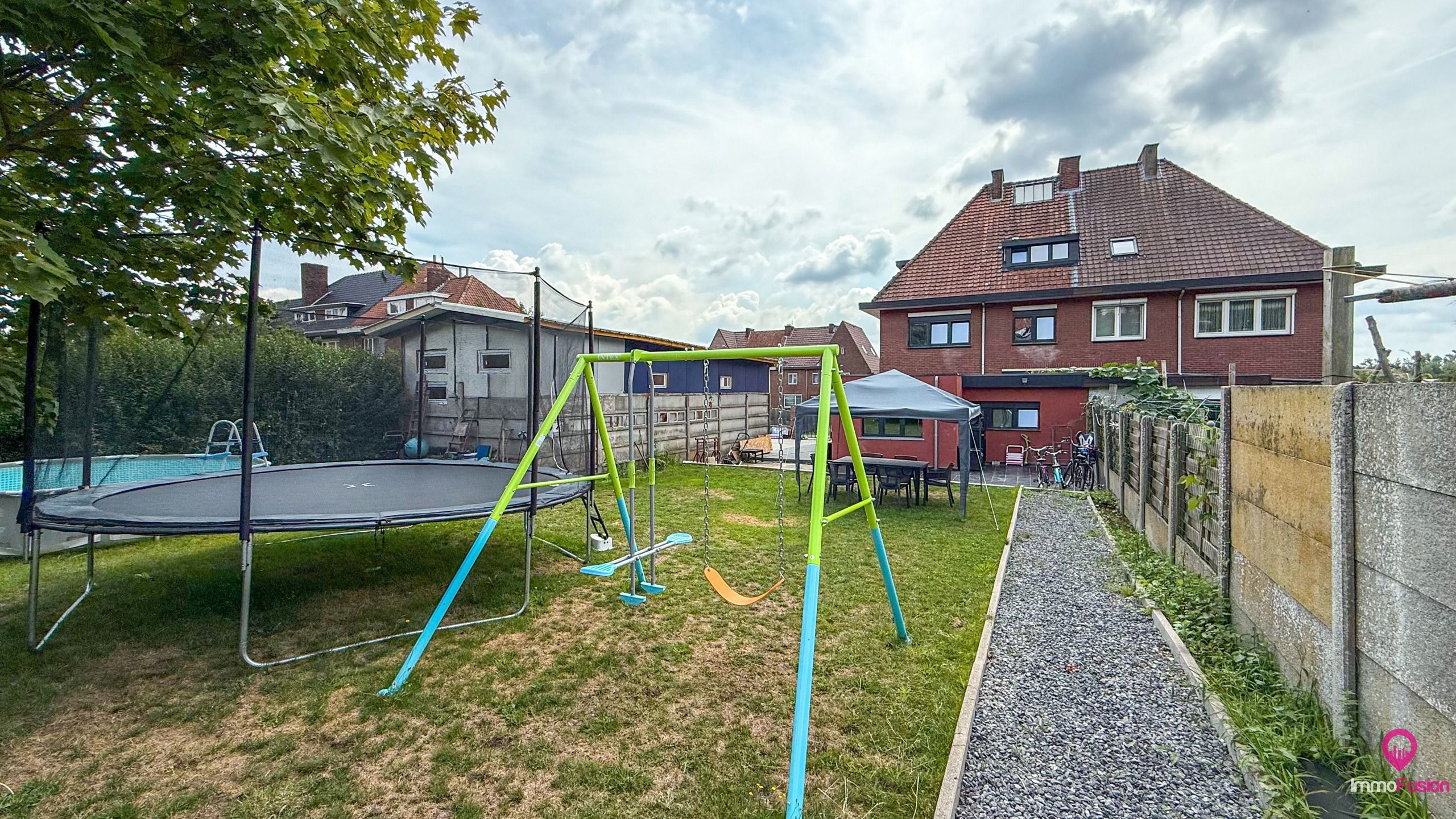 Woning met handelsruimte en 203 m² woonopp. te Houthalen! foto 47