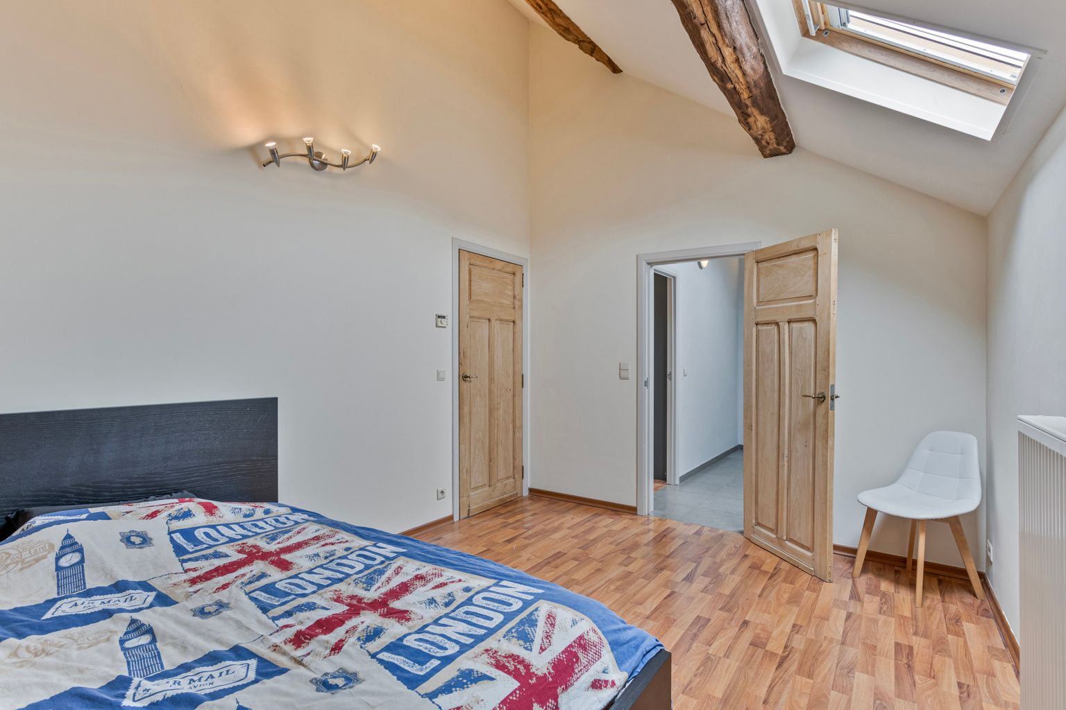 GERENOVEERDE WONING MET TUIN IN BOUTERSEM foto 20