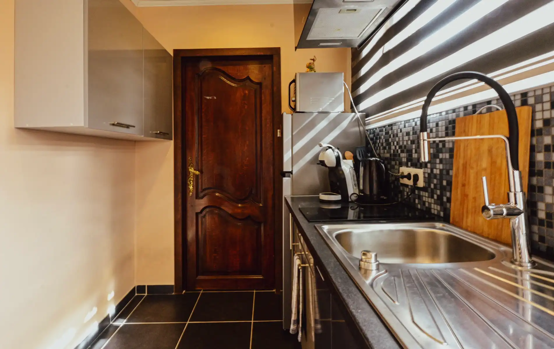 Gezinswoning met extra appartement te Bredene! foto 5