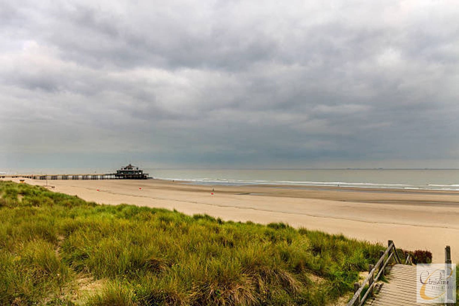Karaktervol investeringspand op topligging in Blankenberge  foto 5