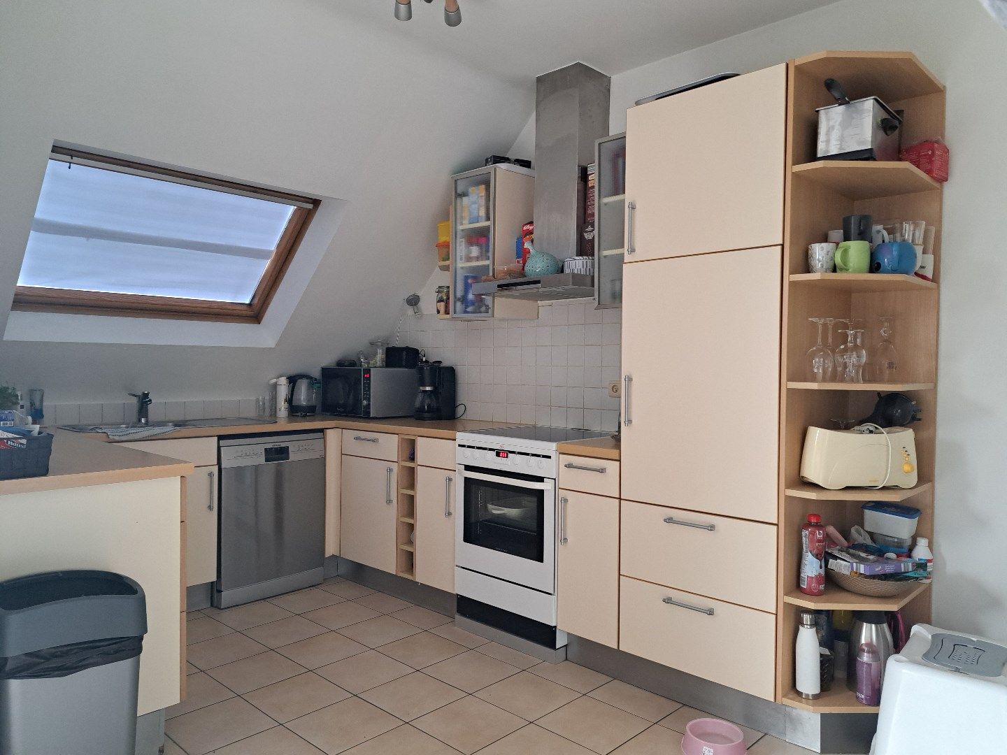 Duplex appartement op wandelafstand van het station en het centrum. foto 8