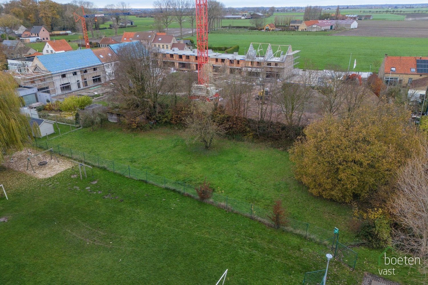 BEAUVOORDE: Residentieel lot bouwgrond van ca 1.200m², zuidwest oriëntatie en geen bouwverplichting foto 3