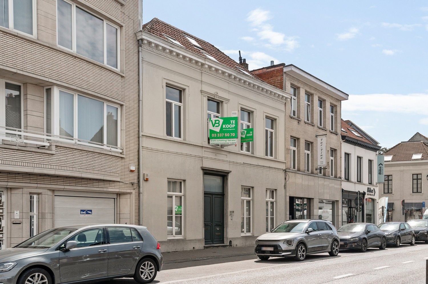 Opbrengsteigendom (praktijk + 2 appartementen) in Wijnegem centrum te koop! foto 42