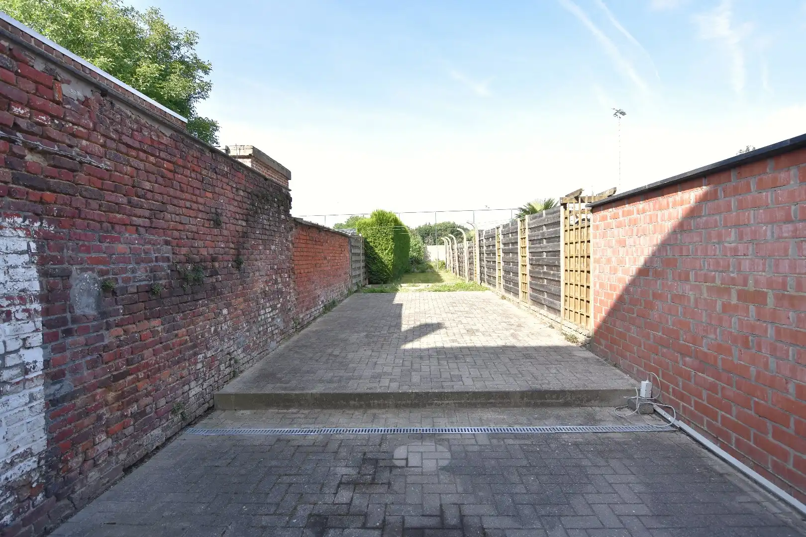 Gerenoveerde woning met tuin nabij centrum foto 10