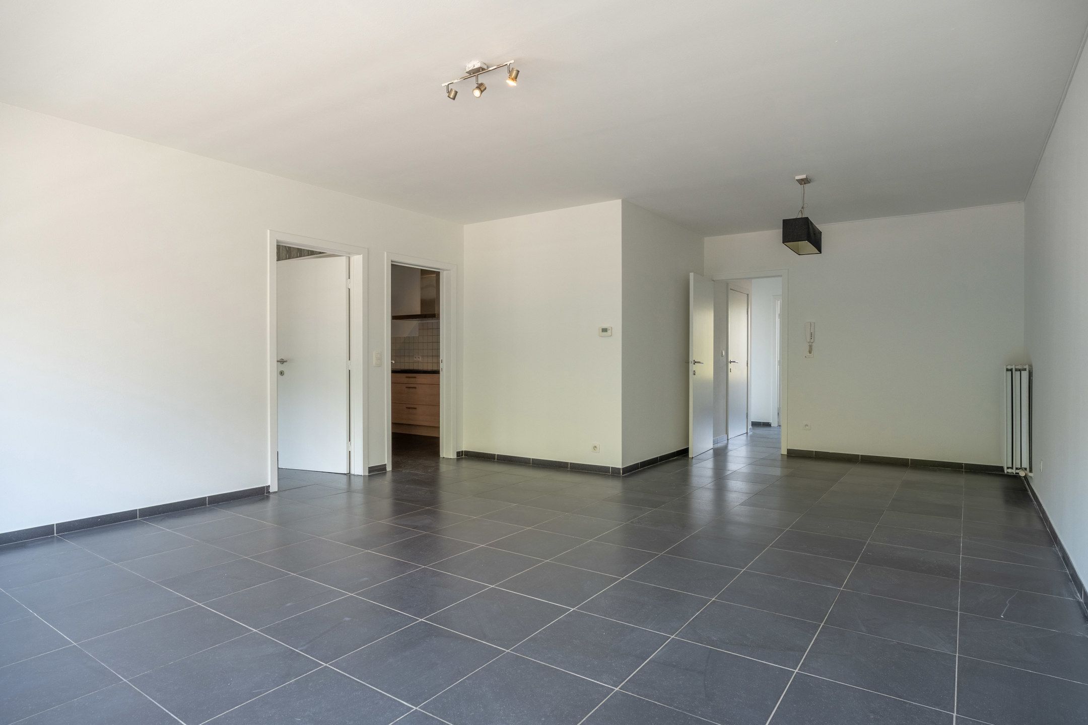 Lichtrijk appartement met 3 slpk's te centrum Vosselaar foto 4