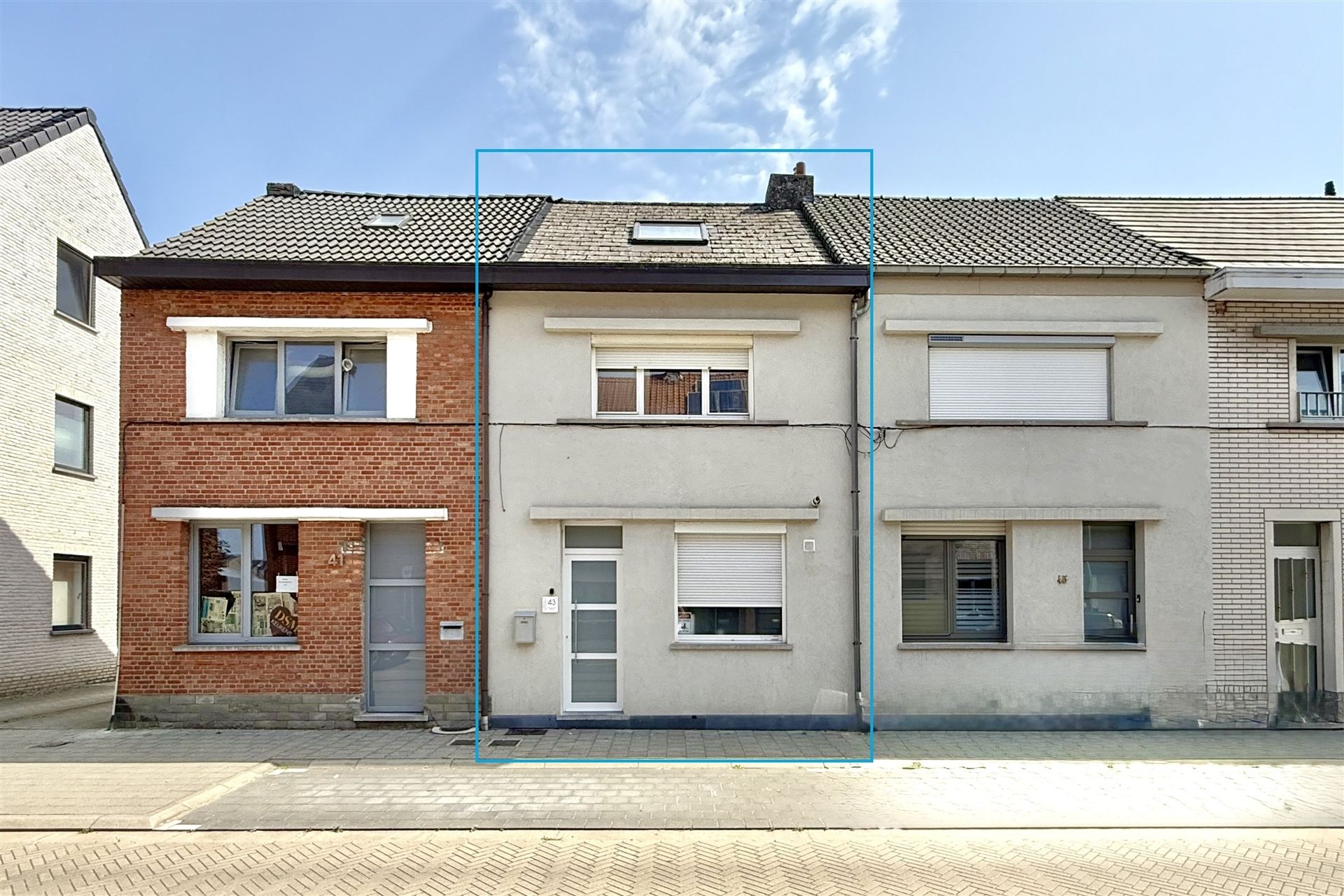 Vernieuwde woning in centrum Ruisbroek foto {{pictureIndex}}