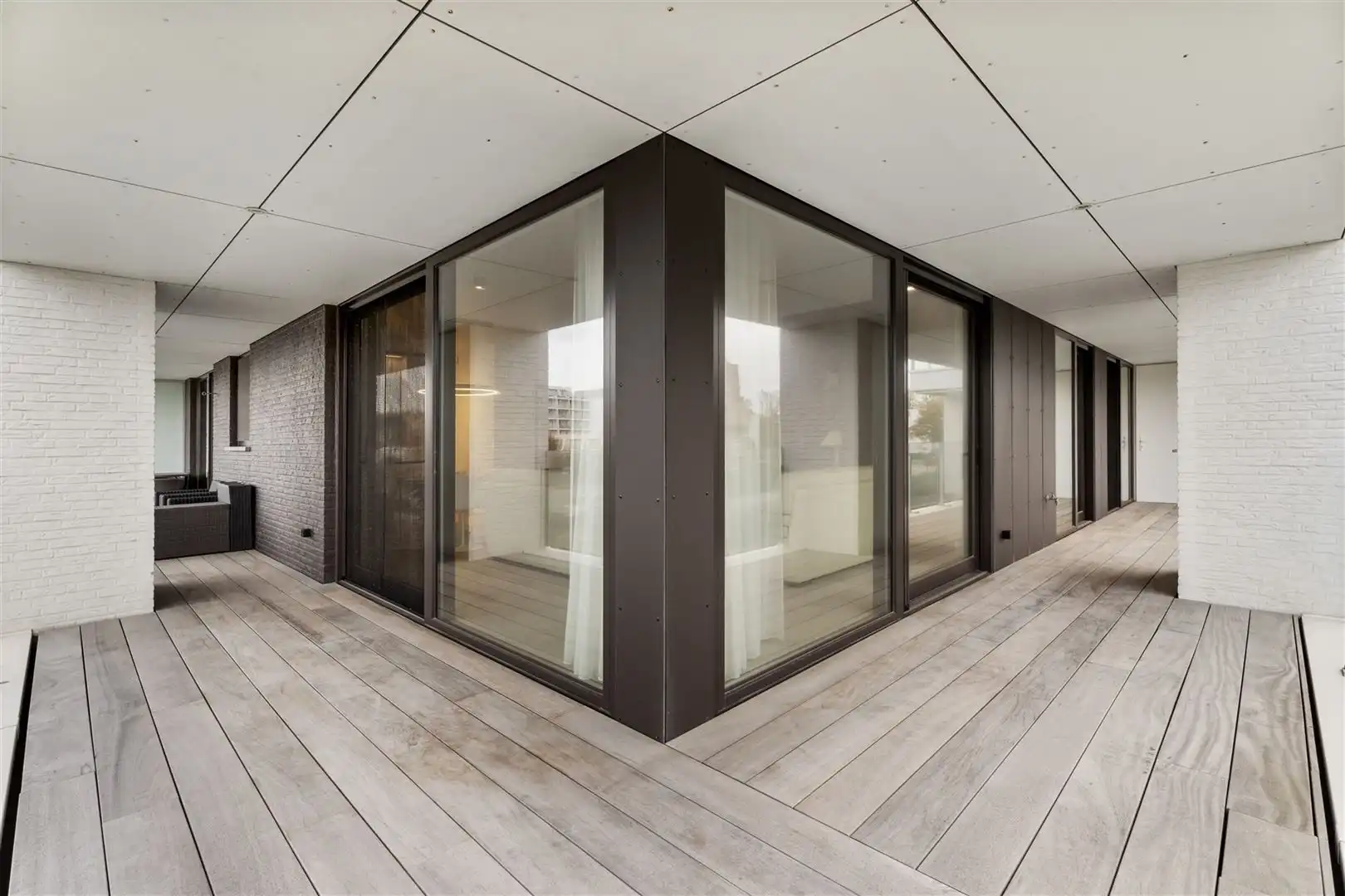 Exclusief hoekappartement 3 slpk, 2 badk in topgebouw Jan Turpin foto 18