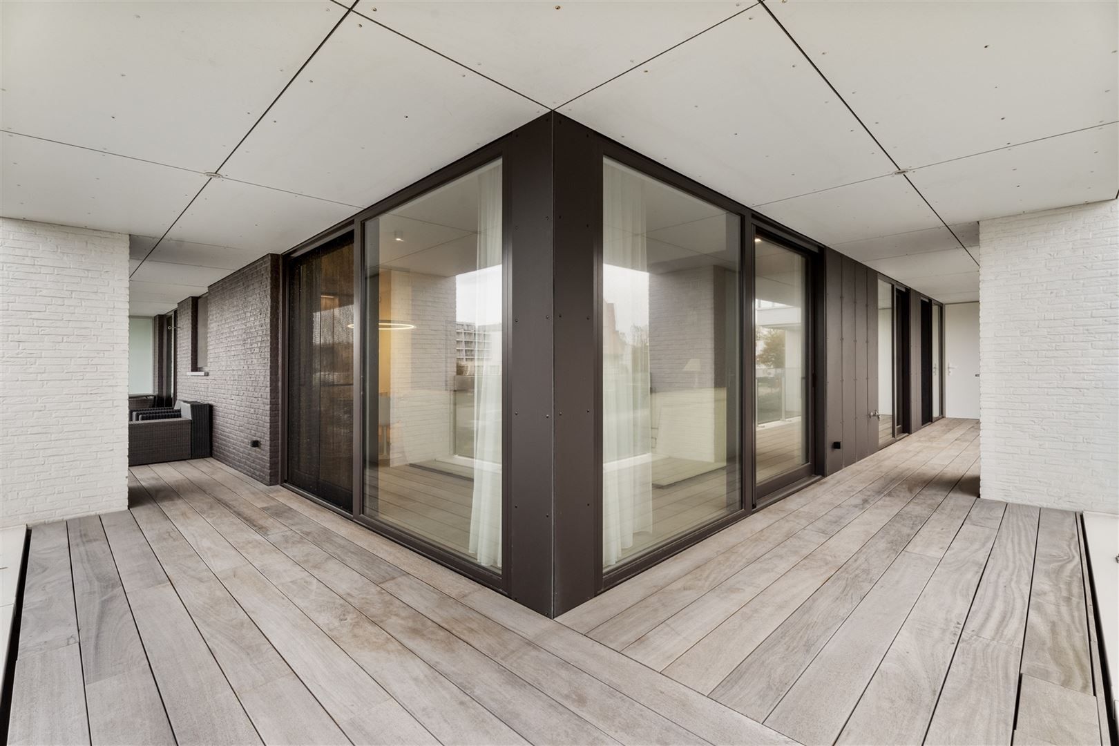 Exclusief hoekappartement 3 slpk, 2 badk in topgebouw Jan Turpin foto 18