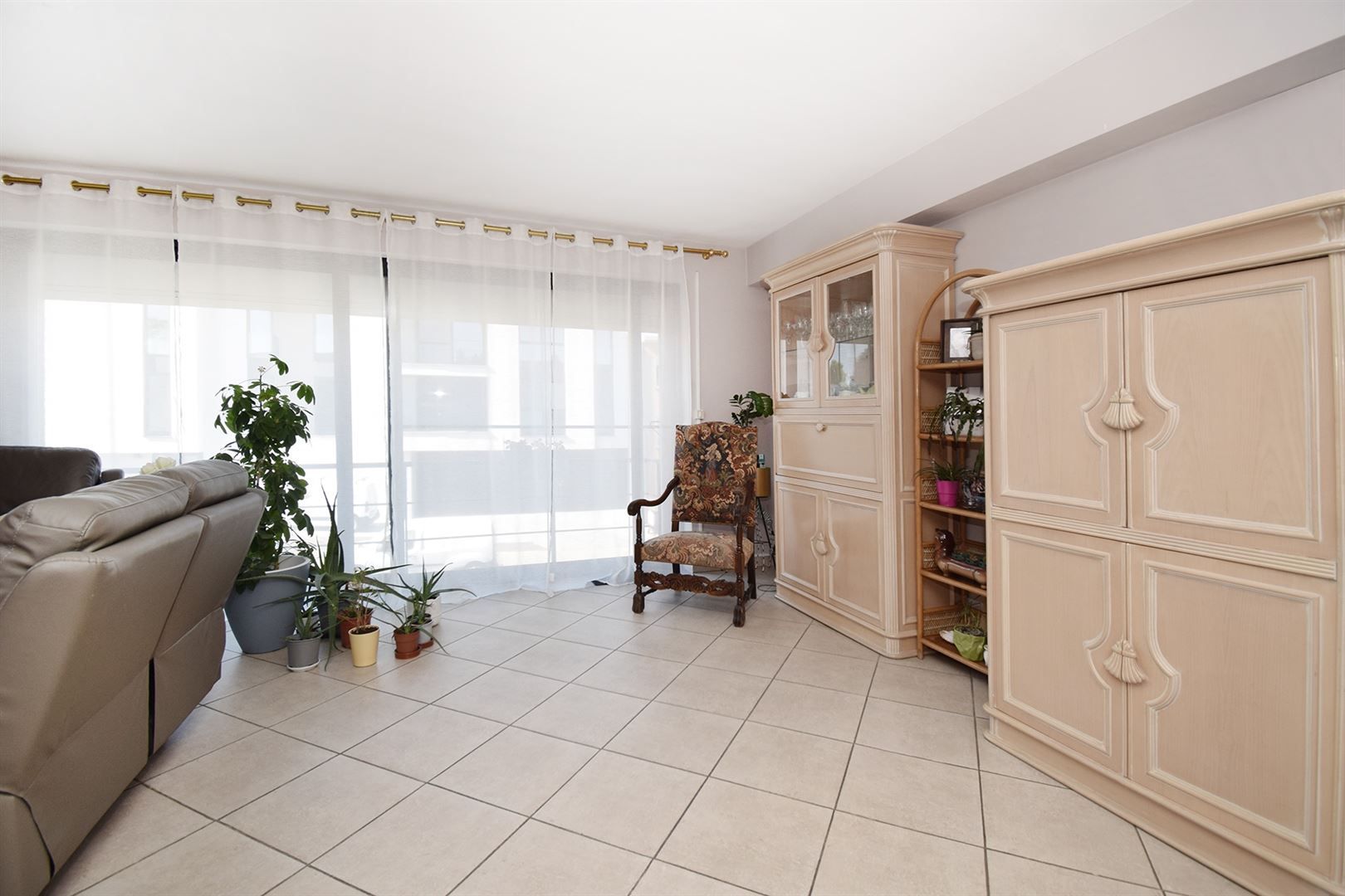 Ruim appartement met 2 slpks op centrale ligging! foto 7