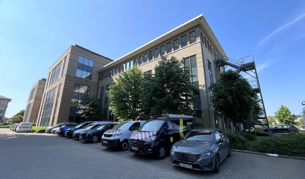 Gelijkvloers kantoor te huur vlakbij afrit E19 in Mechelen foto 18