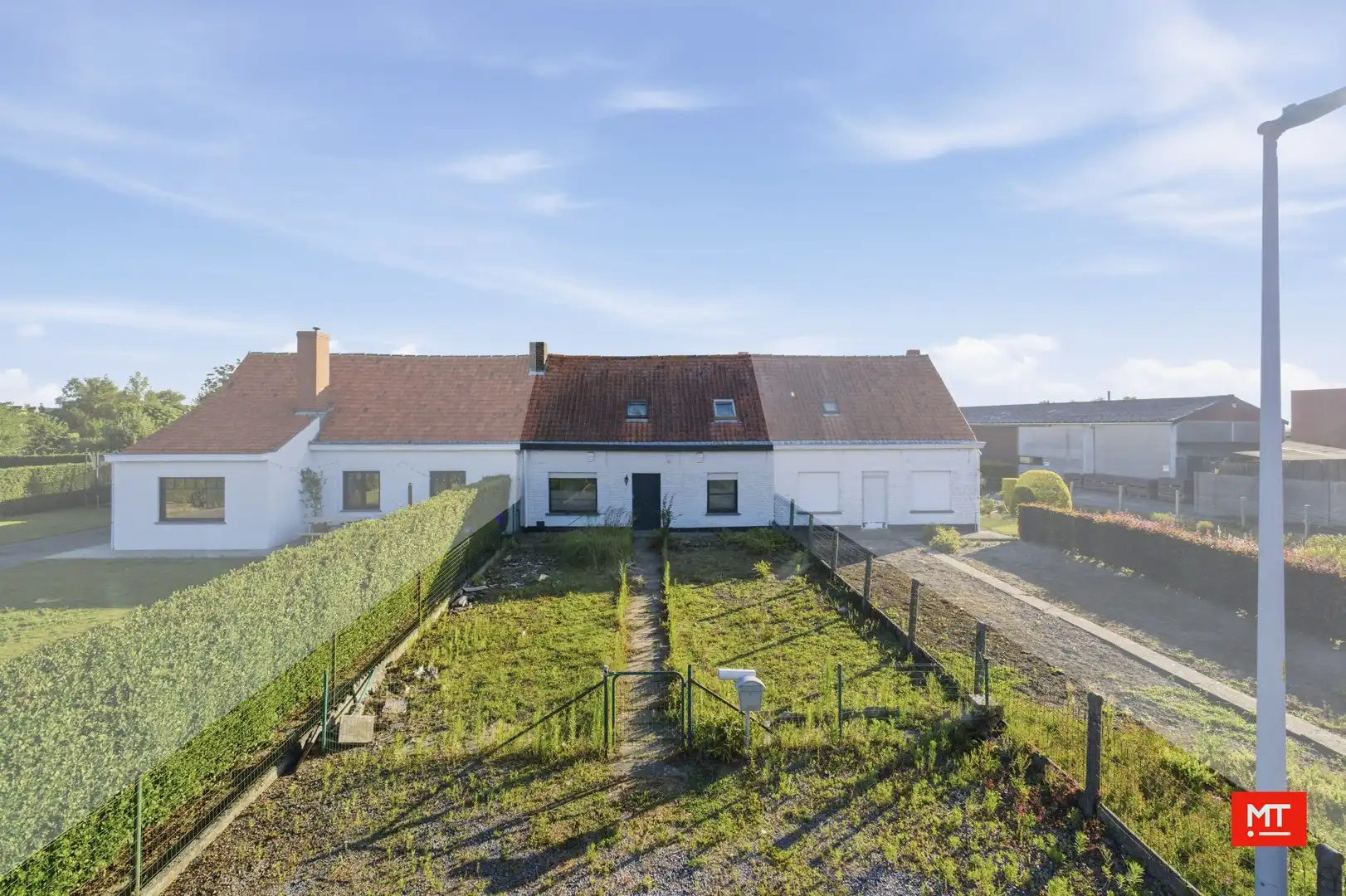Hoofdfoto van de publicatie: Te renoveren woning op een rustige locatie te Geluveld