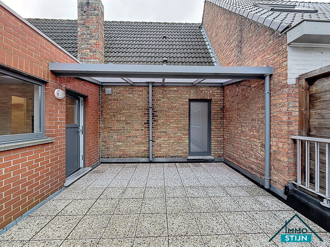 Ruim appartement met garage foto 11