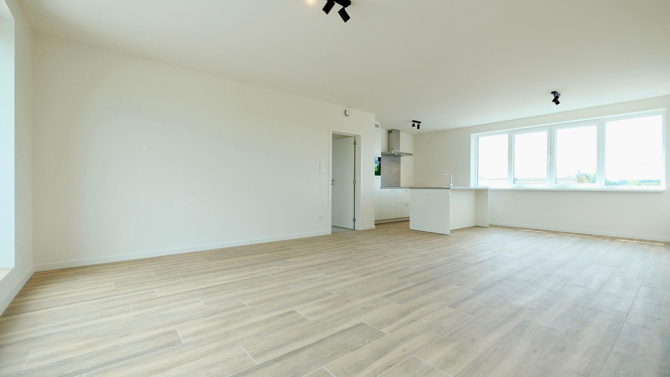 Ruim nieuwbouwappartement foto 5