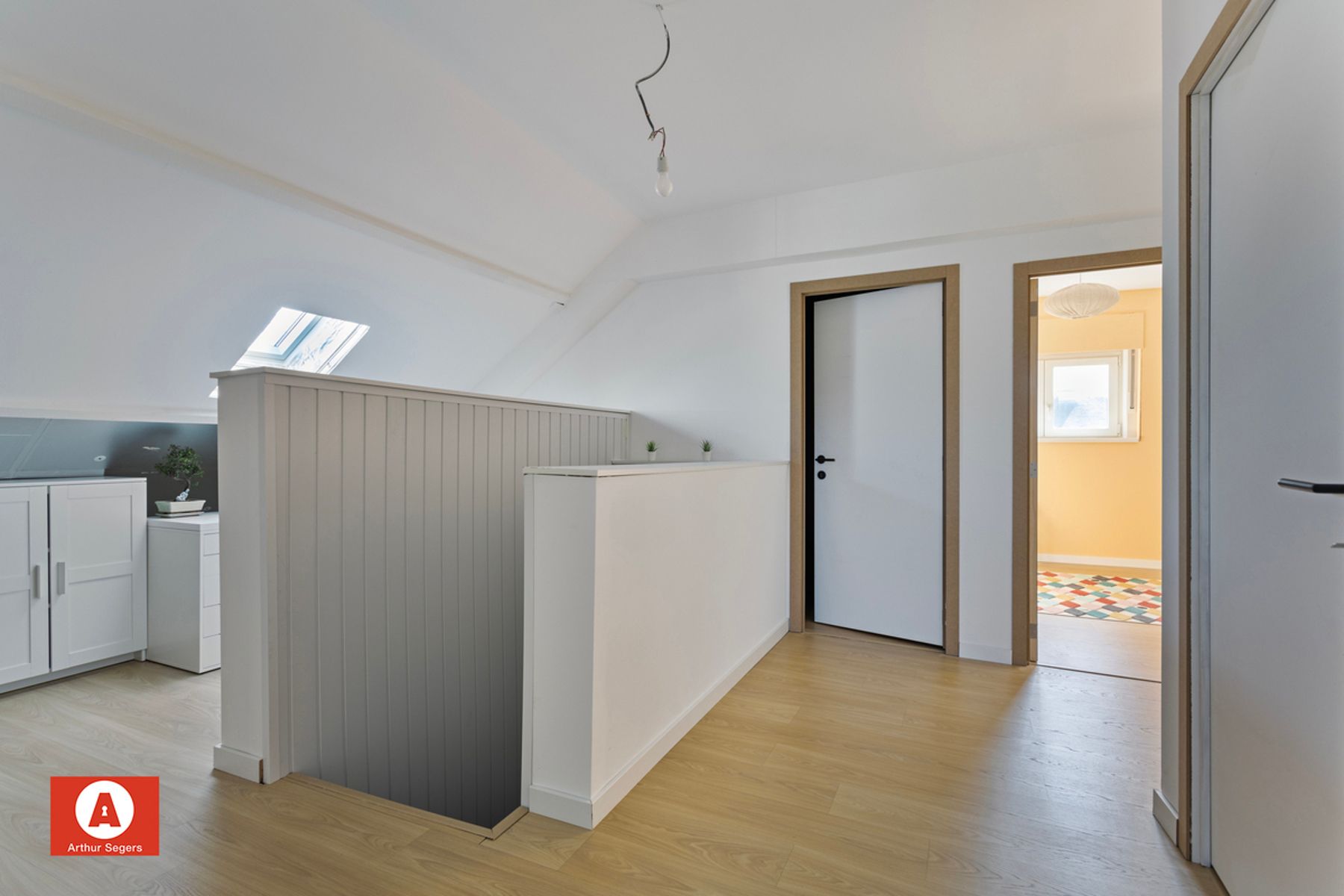Ruime woning met 4 slaapkamers in doodlopende straat foto 15