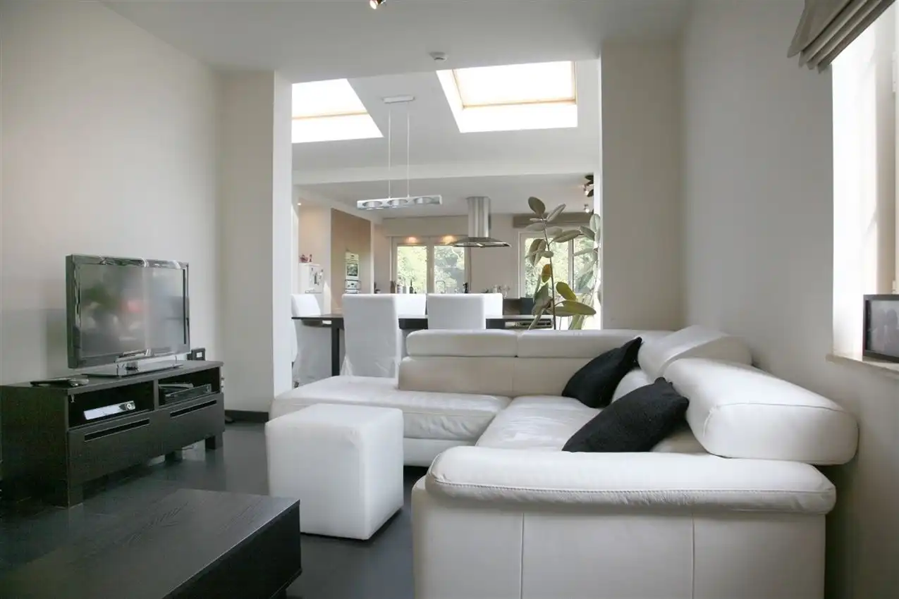 Gerenoveerde woning in rustige, bosrijke omgeving  foto 10