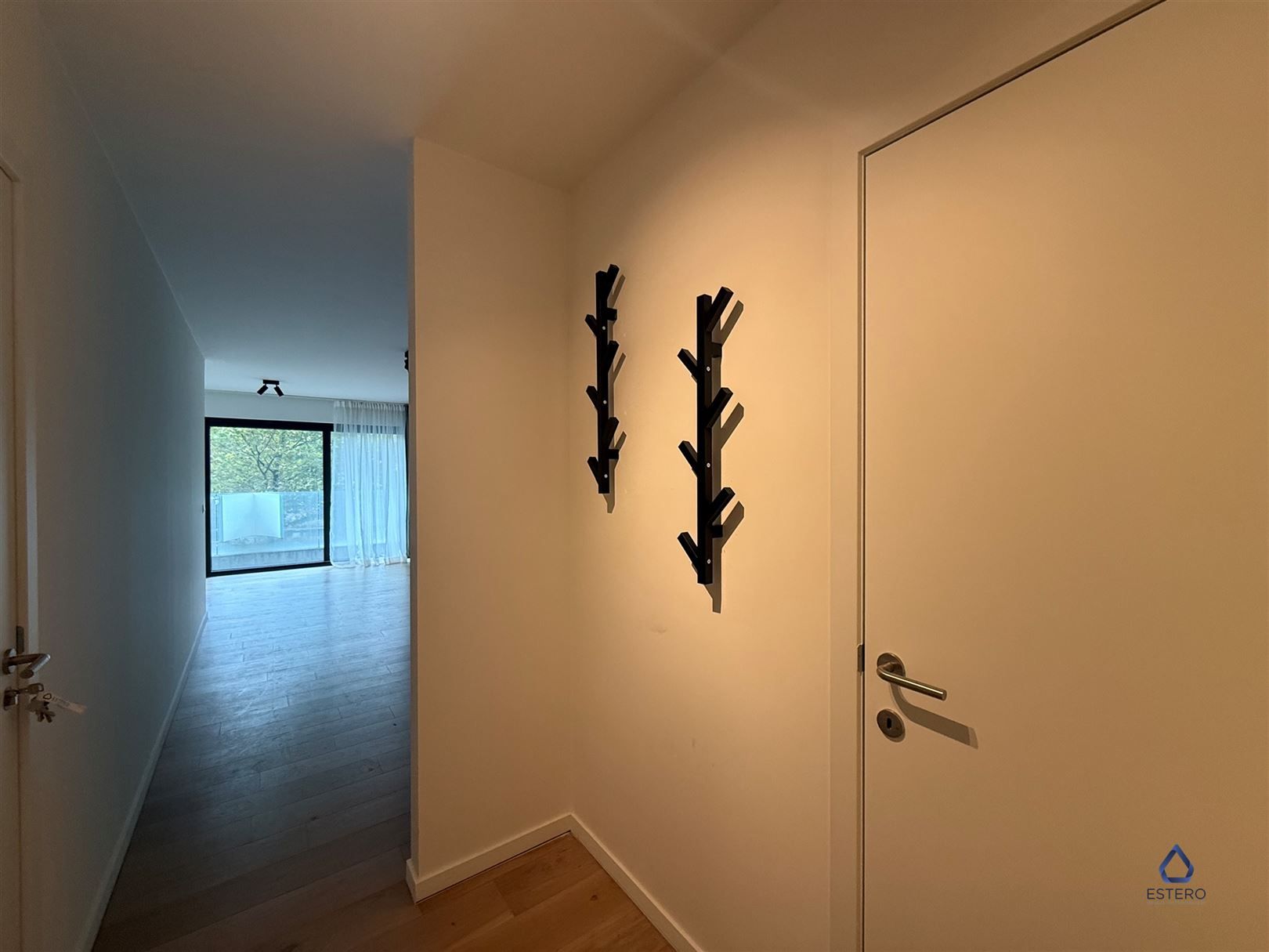 Ruim 2-slaapkamerappartement nabij het bruisende Eilandje foto 2