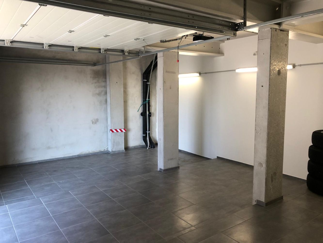 Nieuwbouw garage staanplaats te koop foto 8