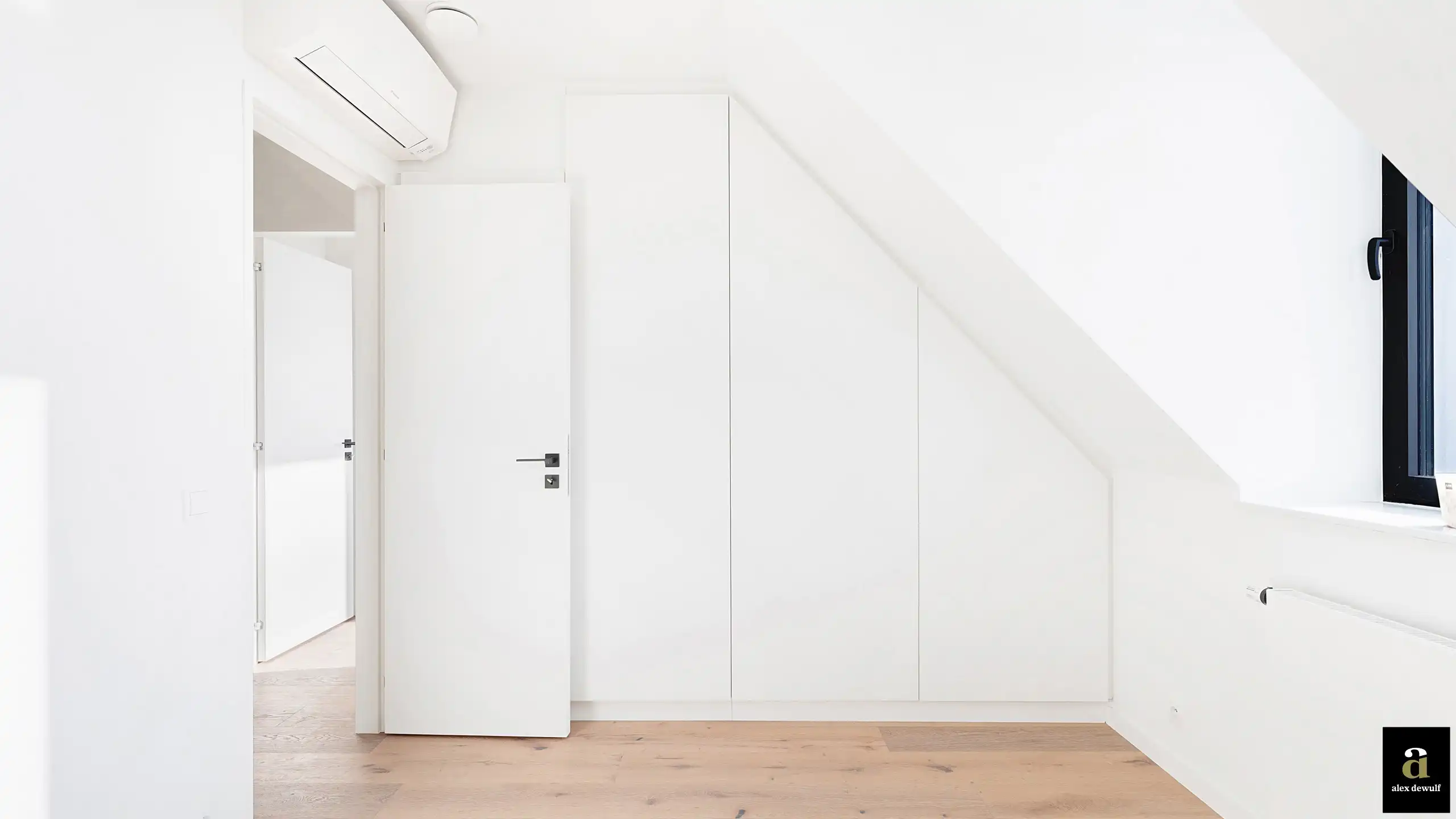 Luxueus nieuwbouw duplex-appartement, centraal gelegen tussen de Zeedijk en het Rubensplein. foto 25