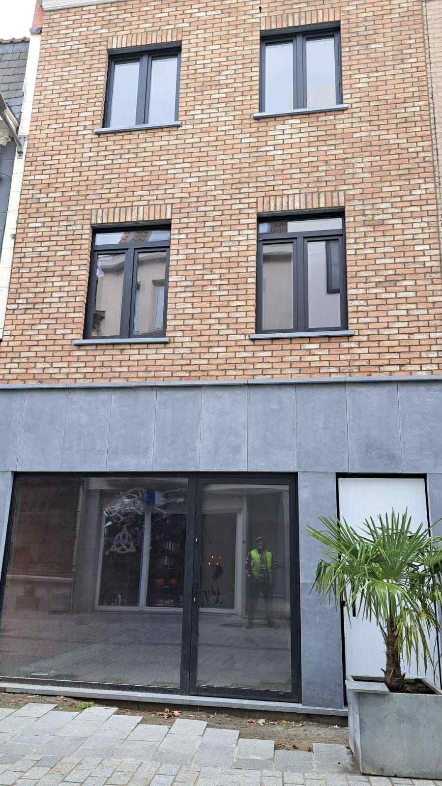 NIEUWBOUW COMMERCIEEL GELIJKVLOERS  foto 2