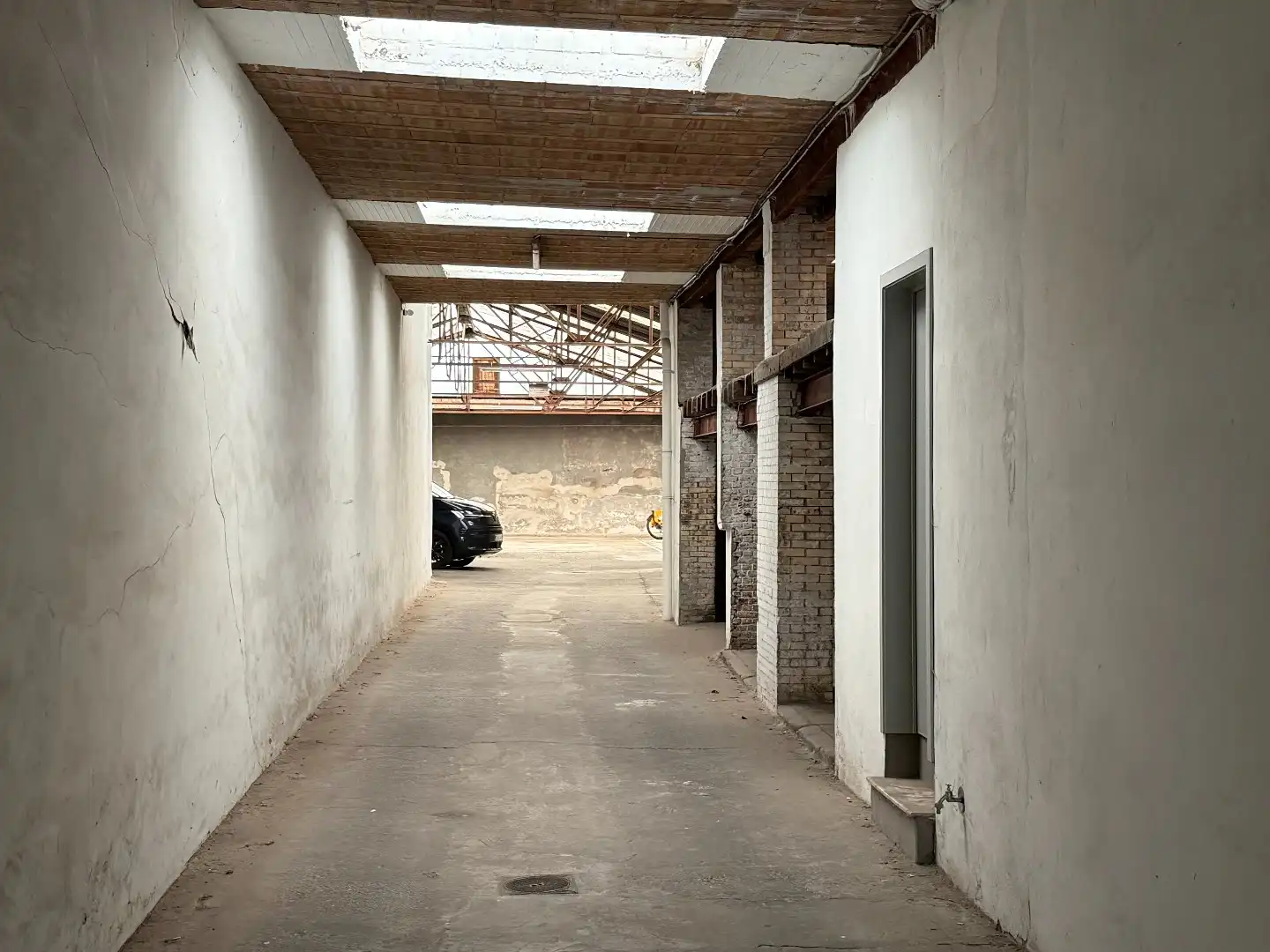 Motorstaanplaats te Antwerpen-Zuid foto 3