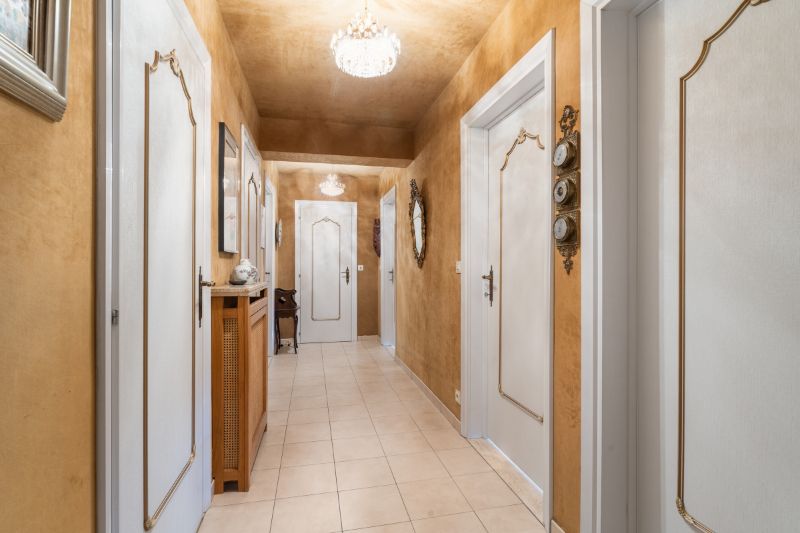 Ruim appartement met zicht op het Polenplein foto 9