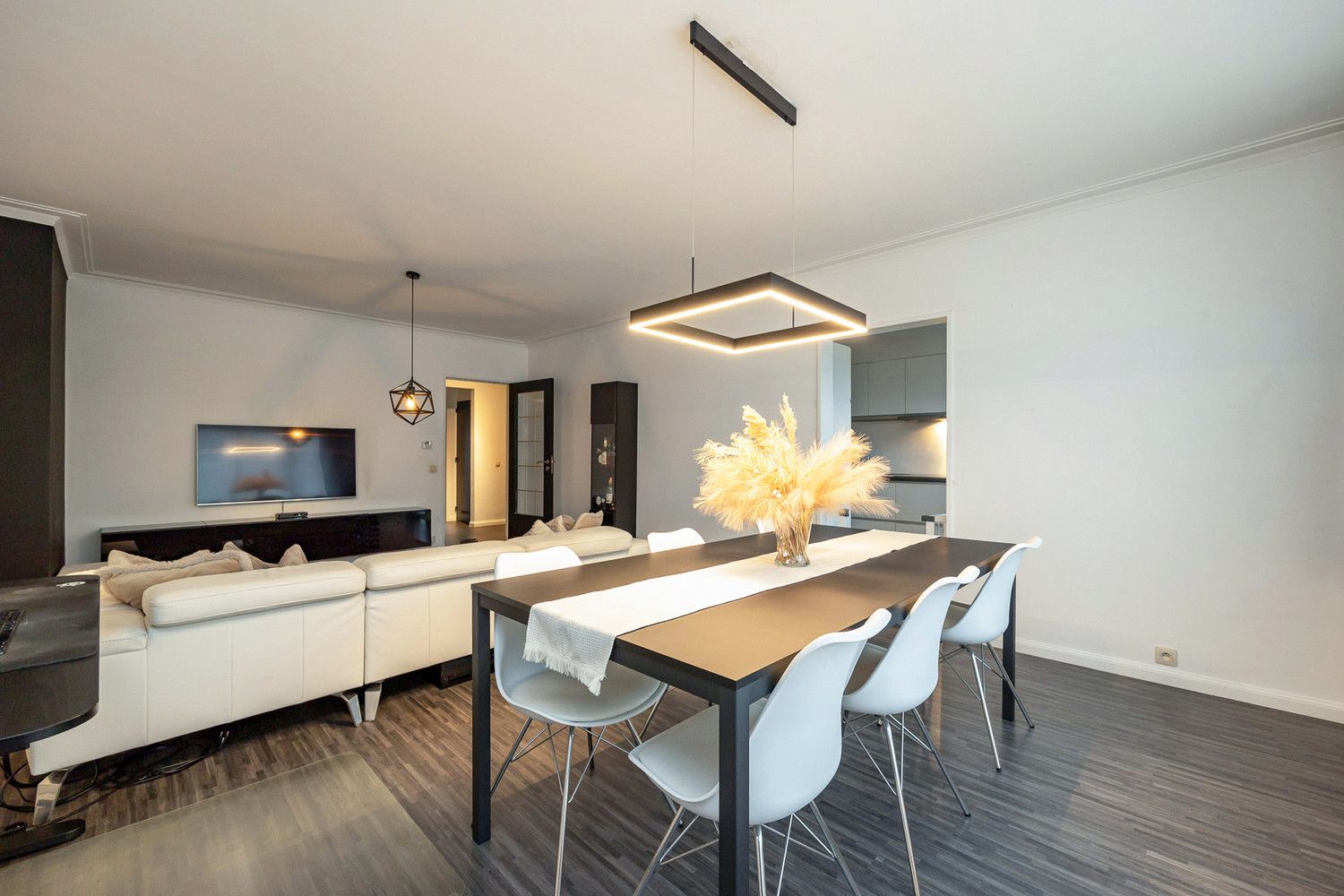 Modern 2-slaapkamer appartement met twee terrassen en gunstig EPC foto 6