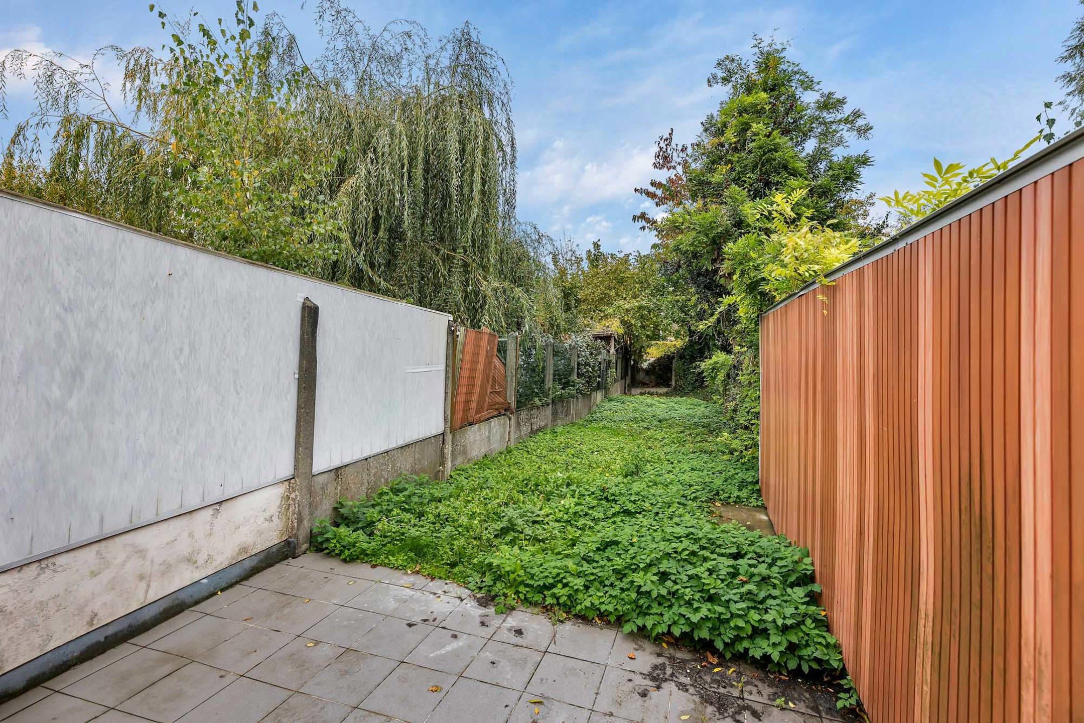 Op te frissen woning met tuin in Ternat! foto 4