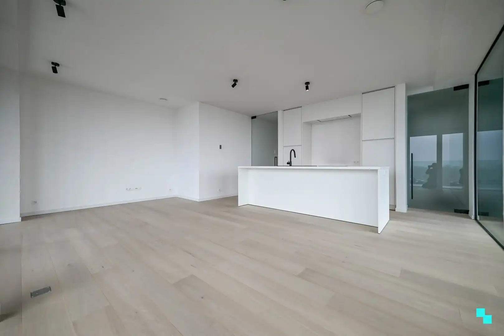 Nieuw, stijlvol appartement met uniek parkzicht foto 9