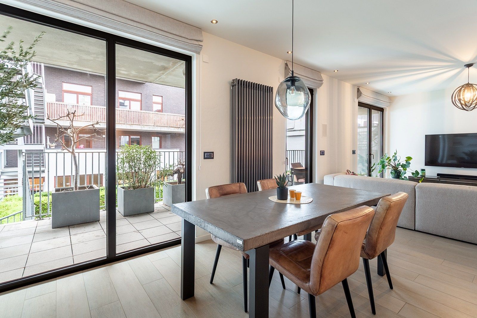 Stijlvol wonen in het hart van de Cadix-wijk foto 4