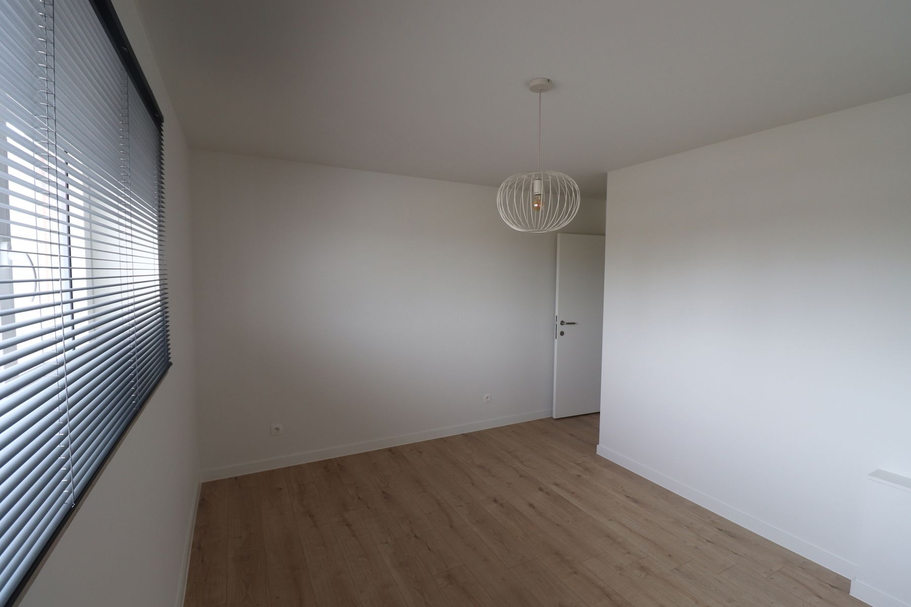 Energiezuinige nieuwbouwwoning met tuin vlakbij het centrum van Merksplas.  foto 9