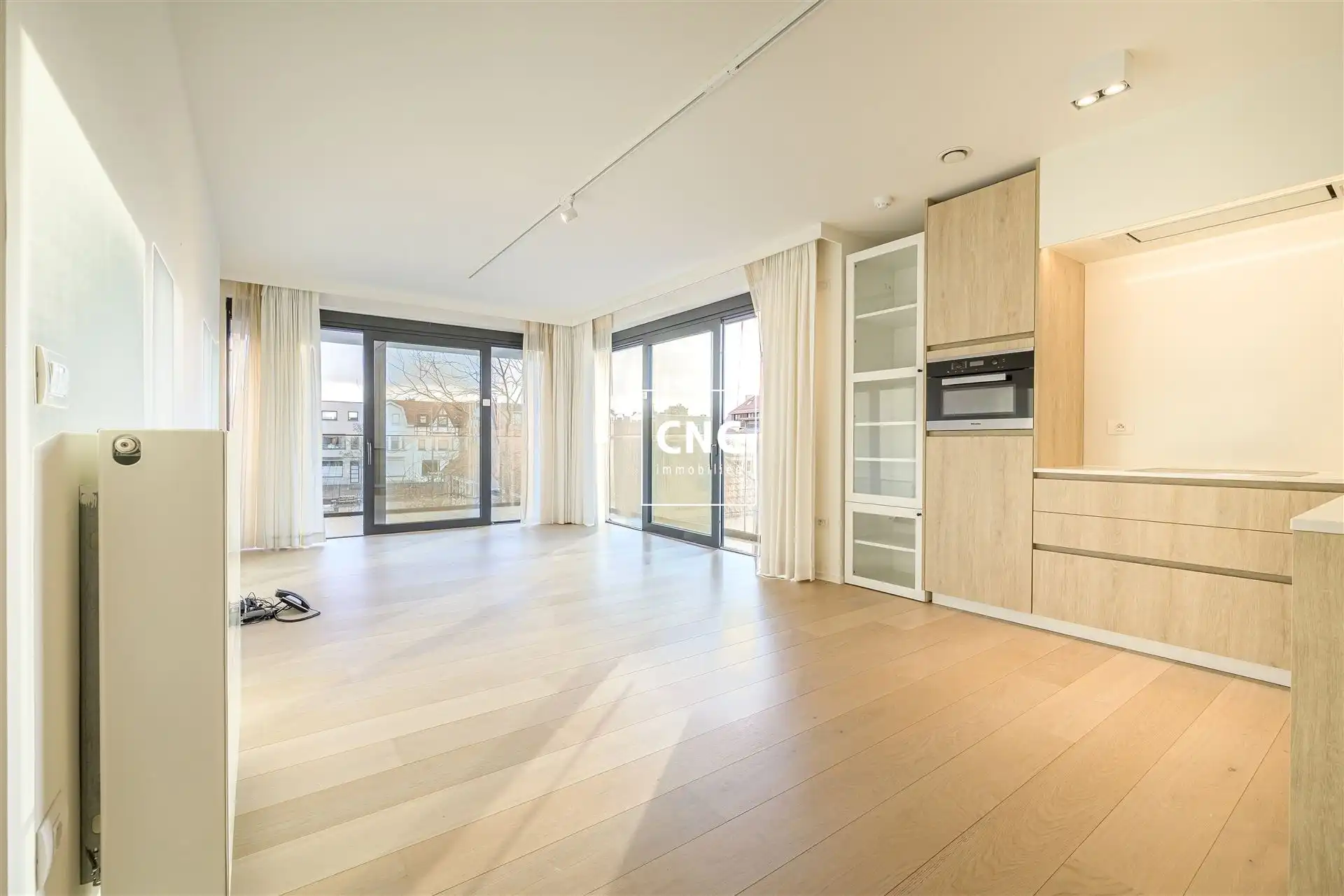 Prachtig instapklaar serviceflat met gigantische zuid-terras foto 2