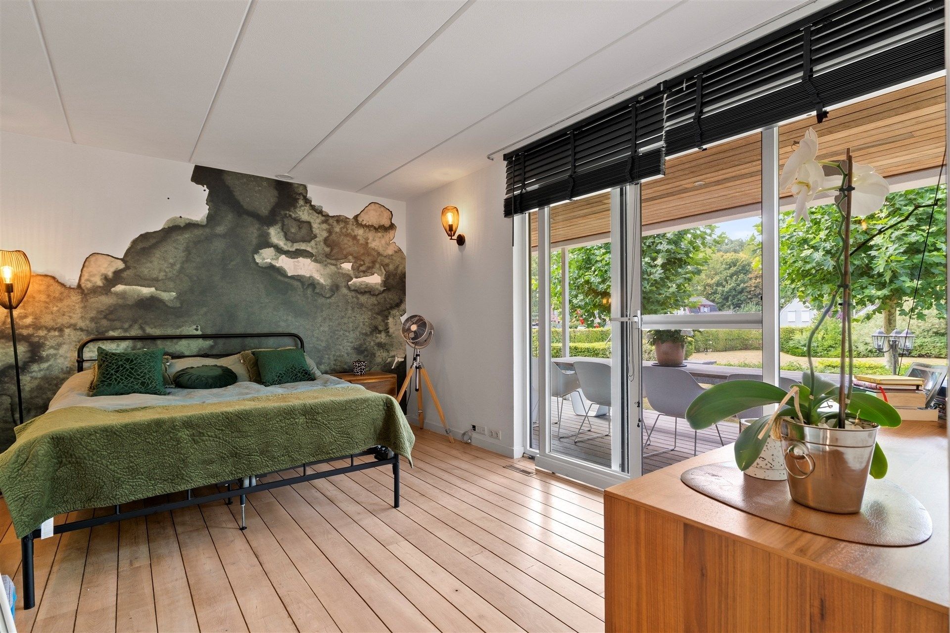 Vrijstaande woning op groot perceel foto 13