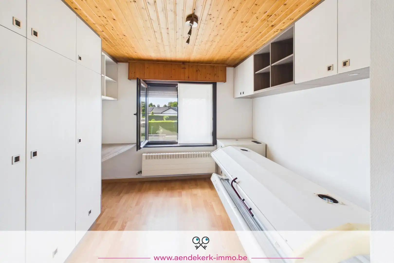 Vrijstaande woning met tuin en carport in Neeroeteren  foto 24
