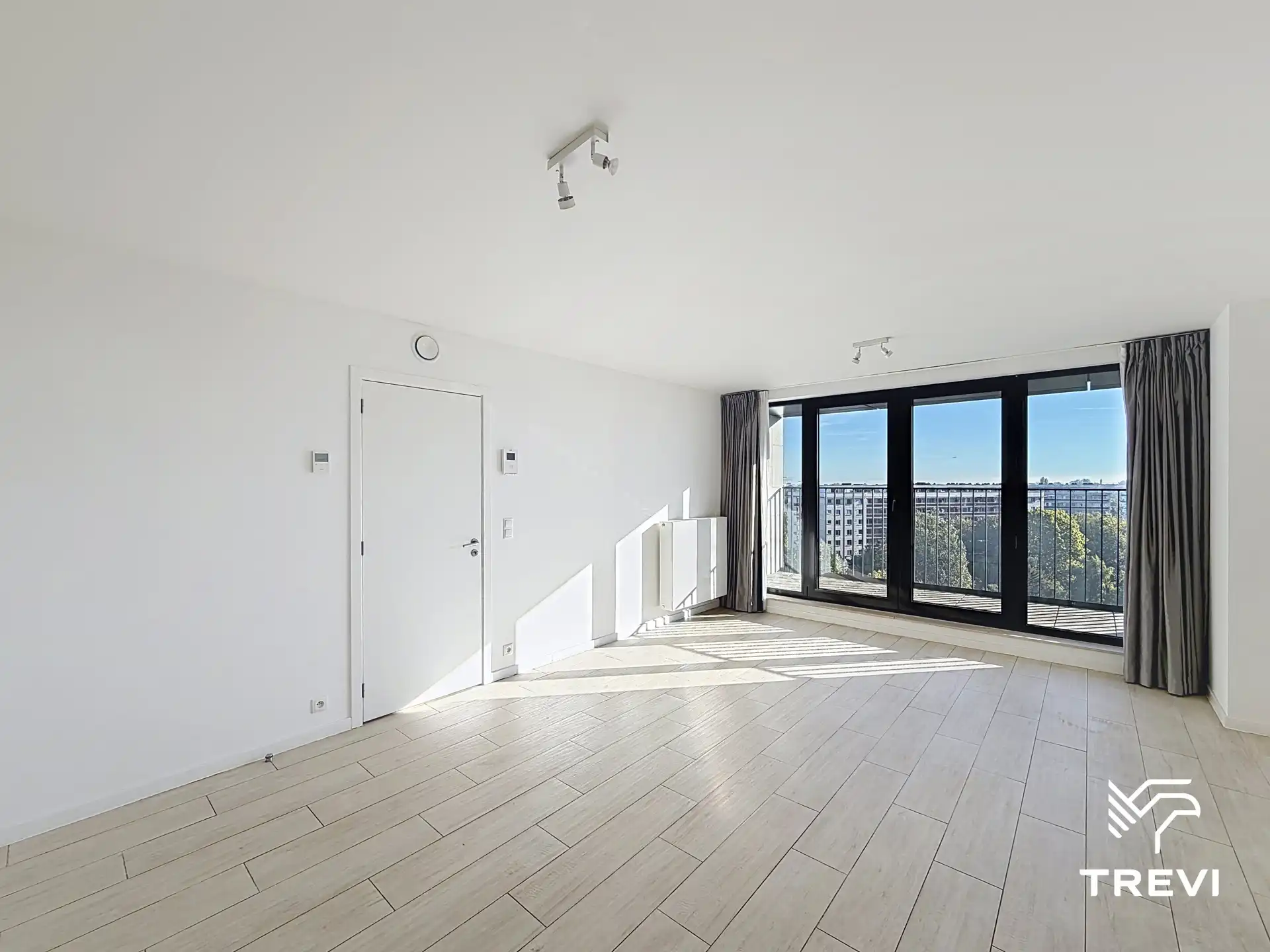 Appartement met 1 slaapkamer + parkeerplaats foto 2