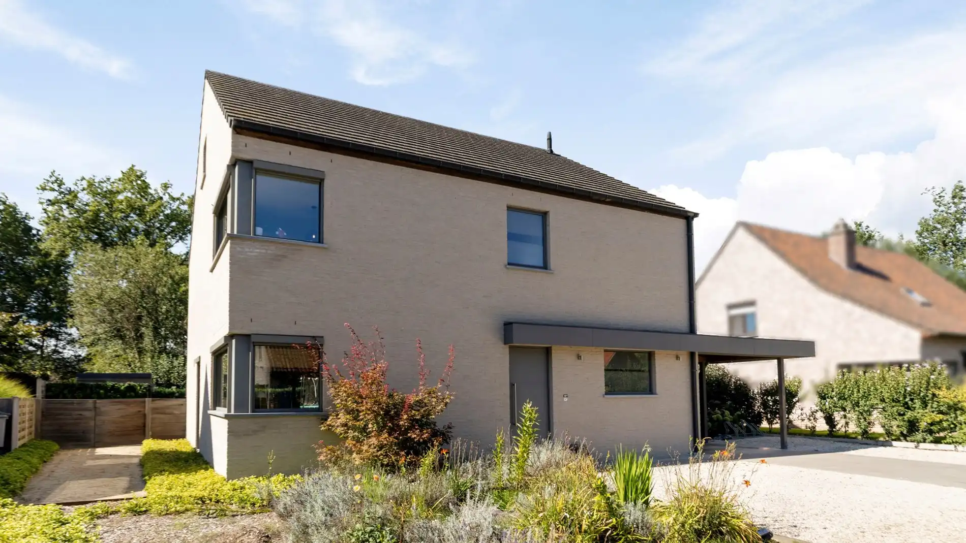 Recente ruime woning met 4 slpks, zwemspa & mooie tuin op 7,2a te Rotselaar foto 27