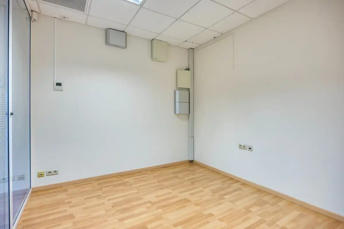 Kantoor te koop in het industriepark te Haasrode/Heverlee met 14 parkings - opp. 626 m² - verkoop onder registratierechten foto 28