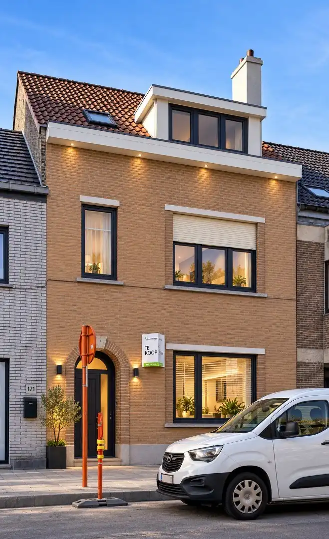 Hoofdfoto van de publicatie: Woning met 4 slaapkamers en tuin te Bredene
