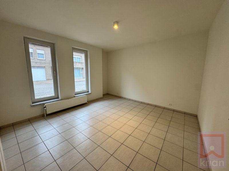 Gelijkvloers appartement met 3 slaapkamers, garage en terras. foto 8