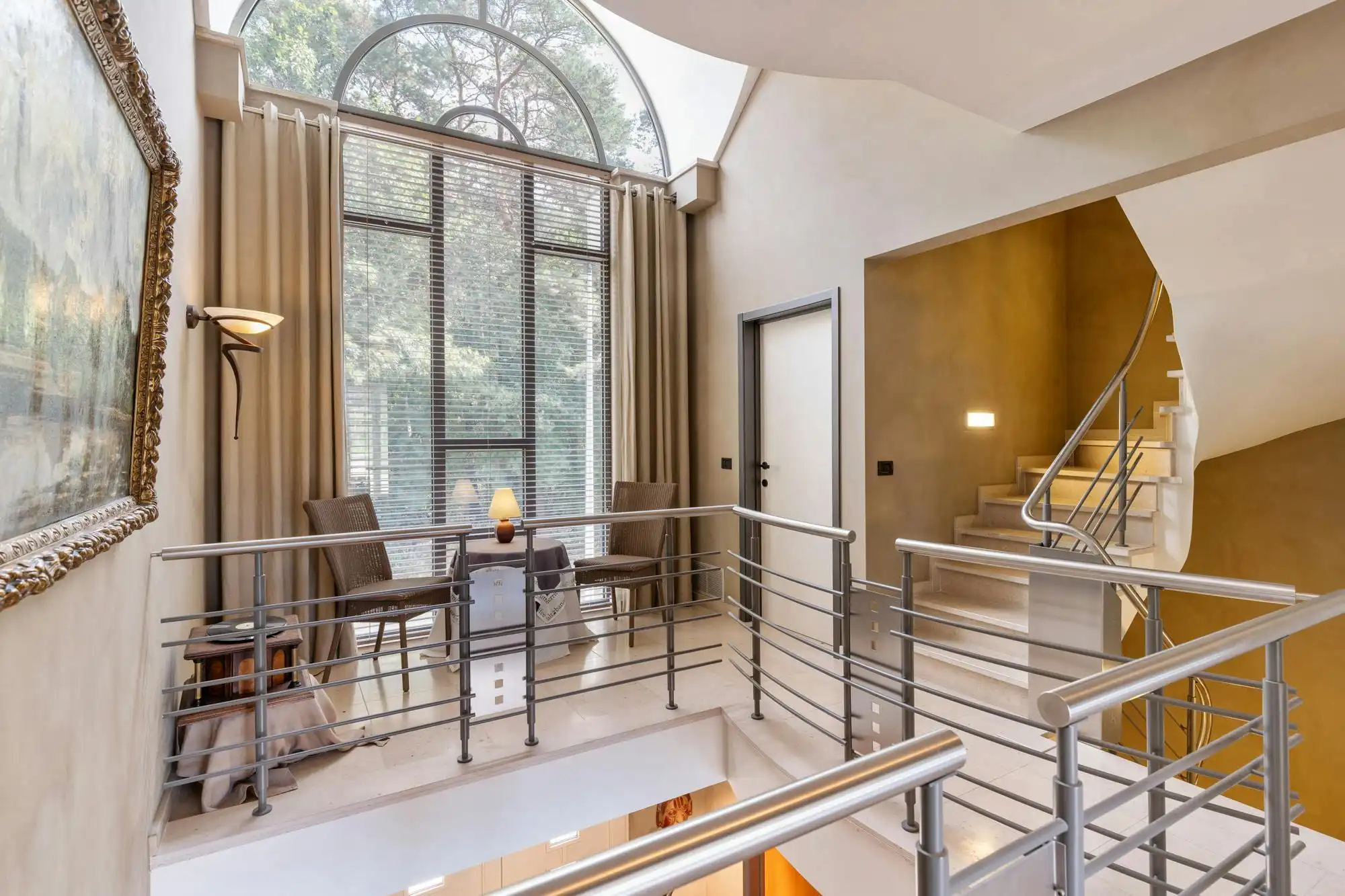 Exclusieve villa met praktijkruimte op toplocatie in Genk foto 13