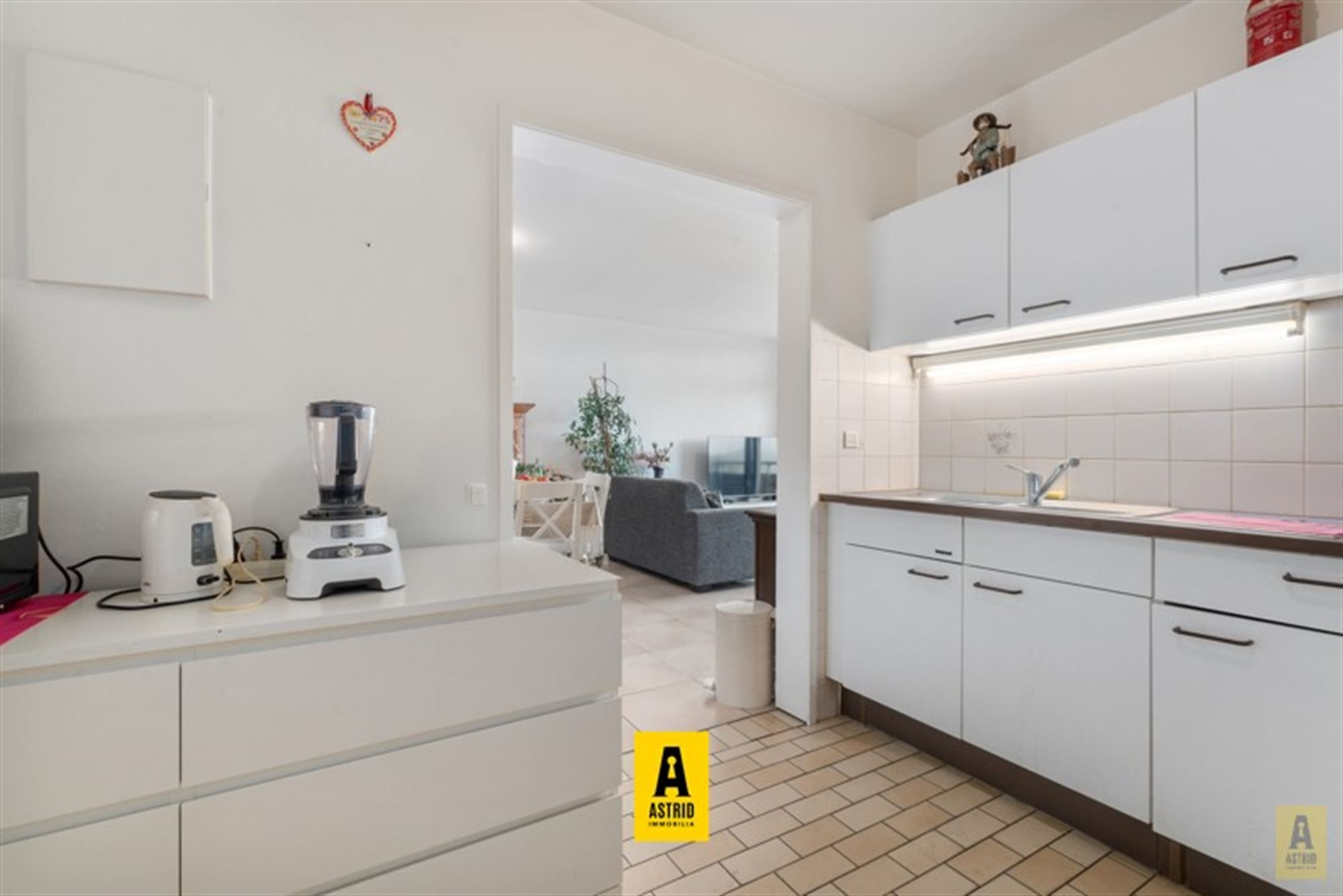 Zonnig appartement op toplocatie met mooie zicht in Bredene! foto 9