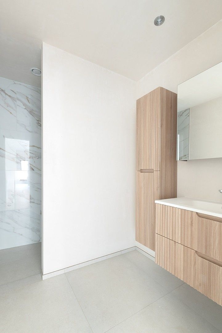 100% Instapklare en riante nieuwbouw villa. foto 17
