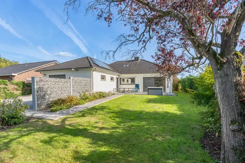 Gelijkvloerse, landelijke woning op 11are foto 2