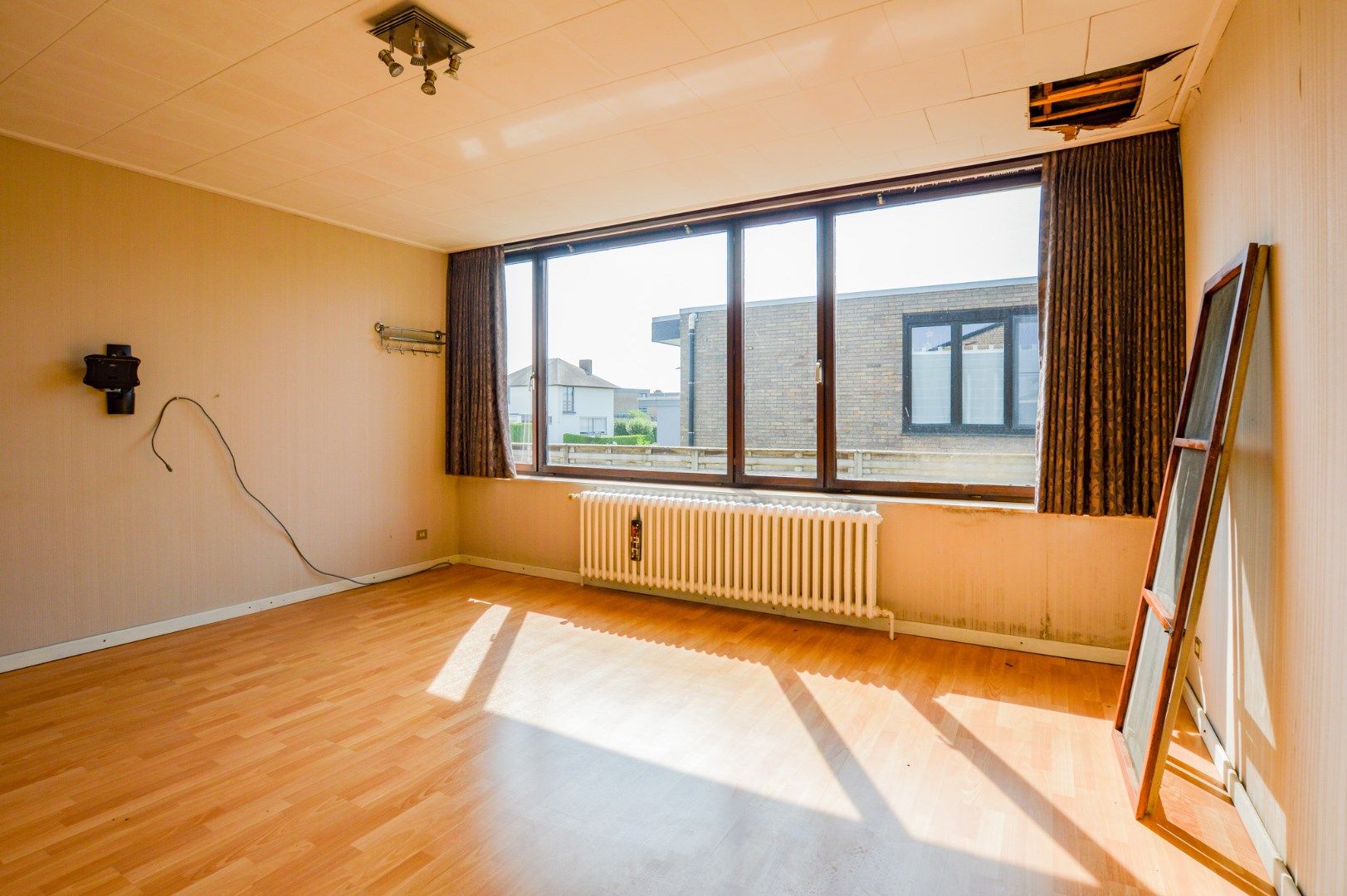 Halfopen bebouwing met 4 slaapkamers en ruime tuin in Zedelgem foto 8