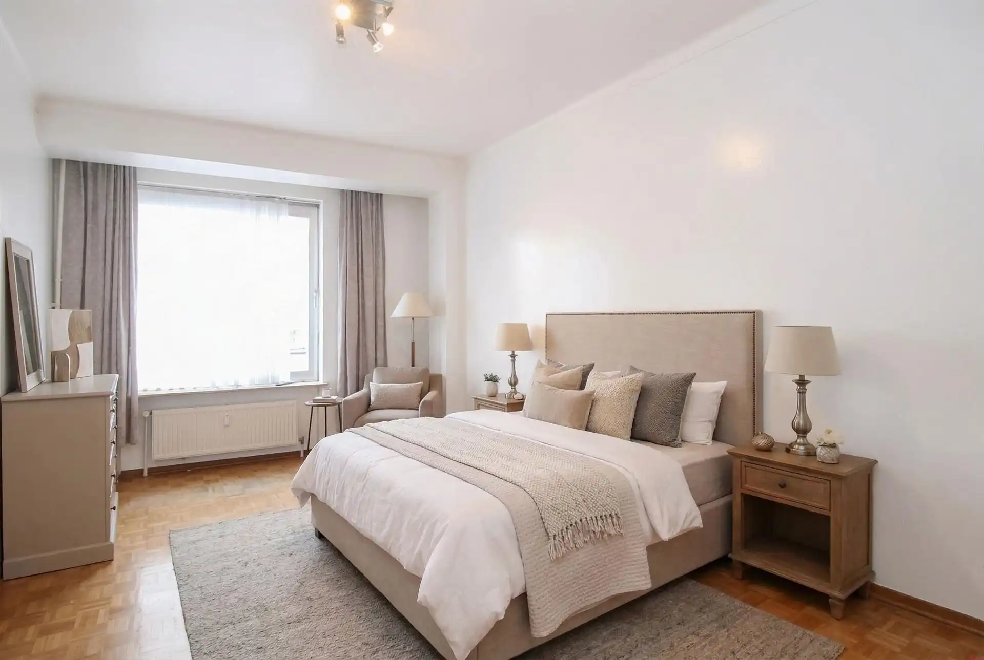 Lichtrijk hoekappartement foto 11