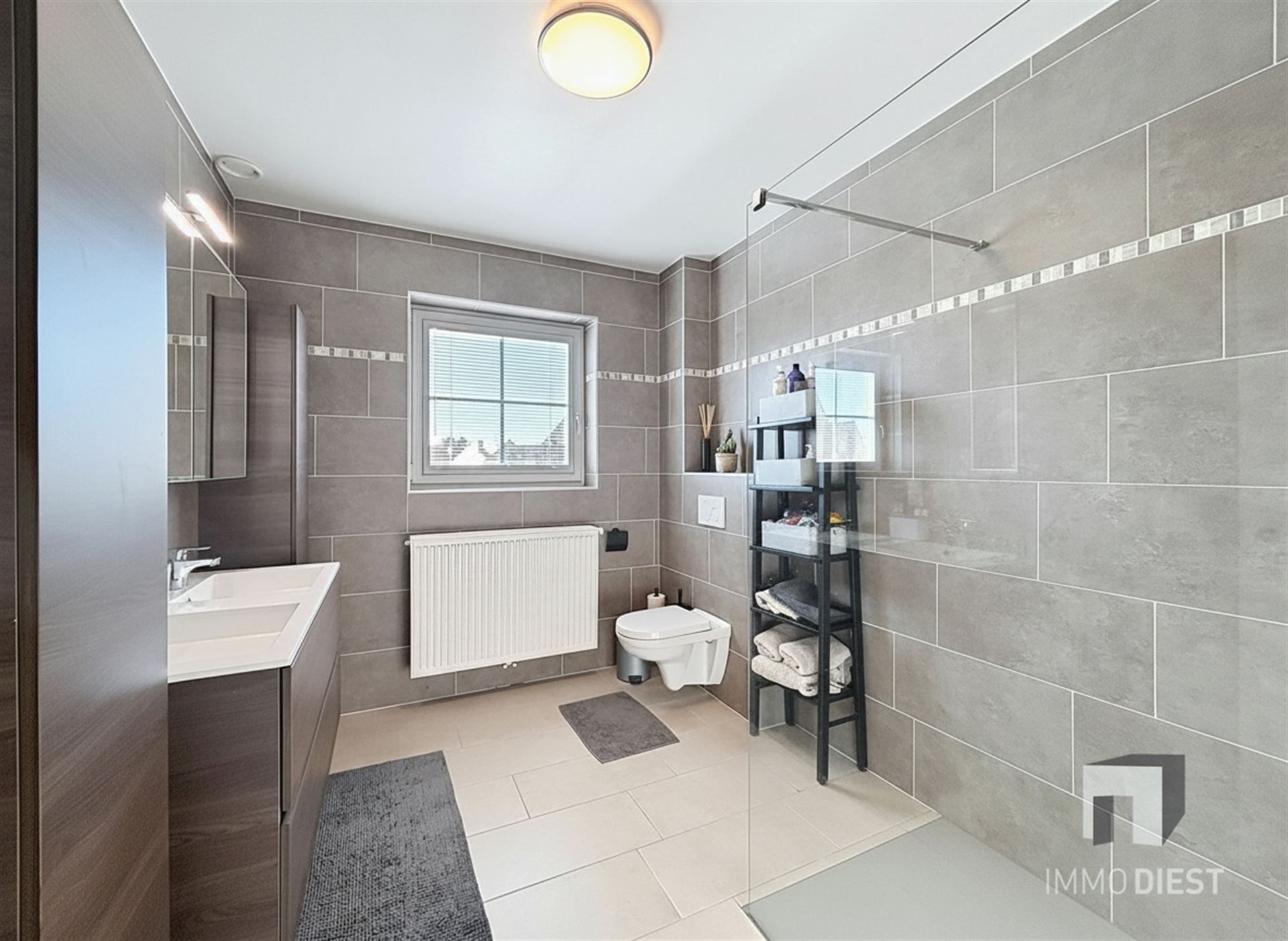 Moderne pastorijwoning op 3a 06ca met gunstige ligging in Veerle. foto 21