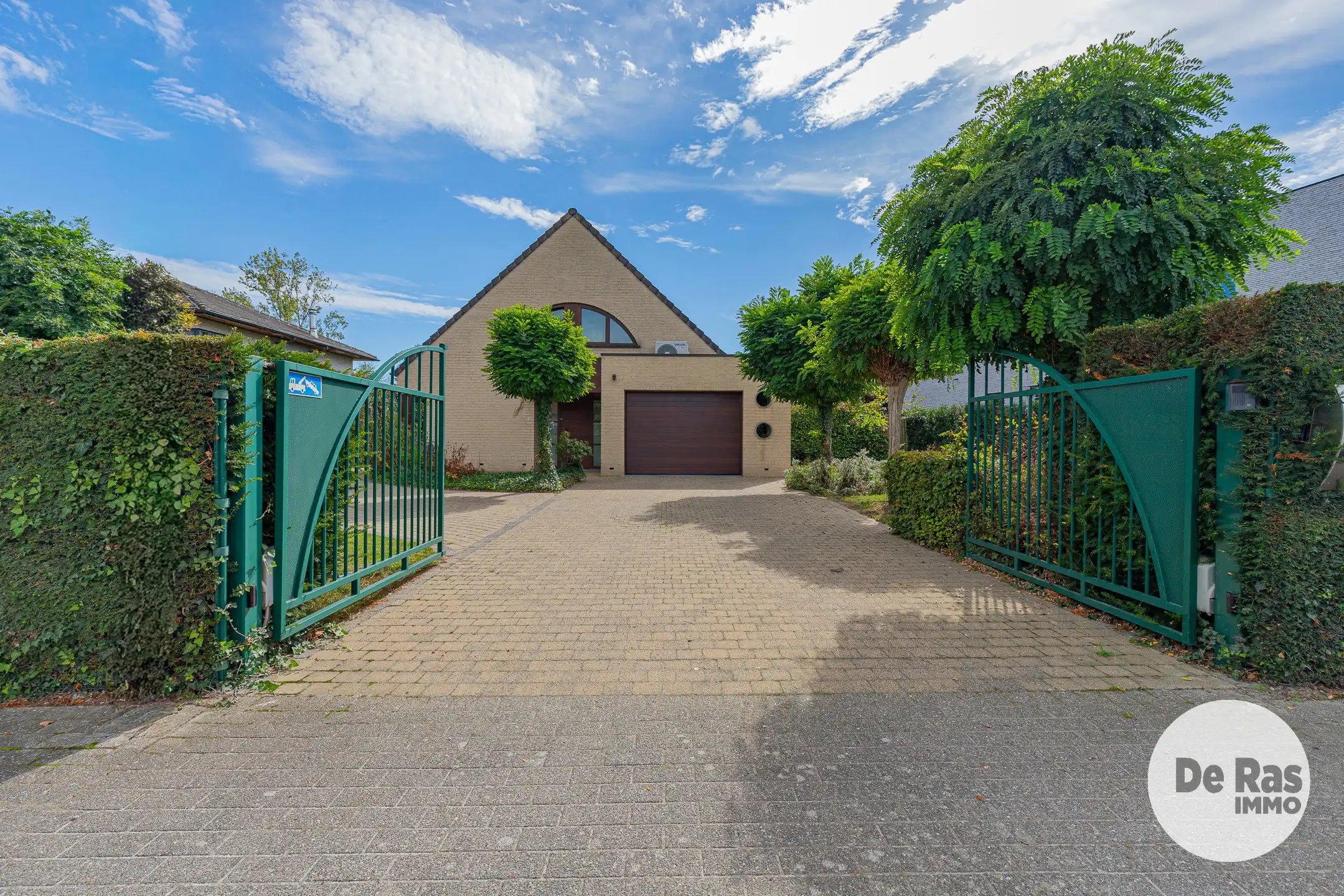 LEDE - Perfect onderhouden woning op een rustige locatie foto 2