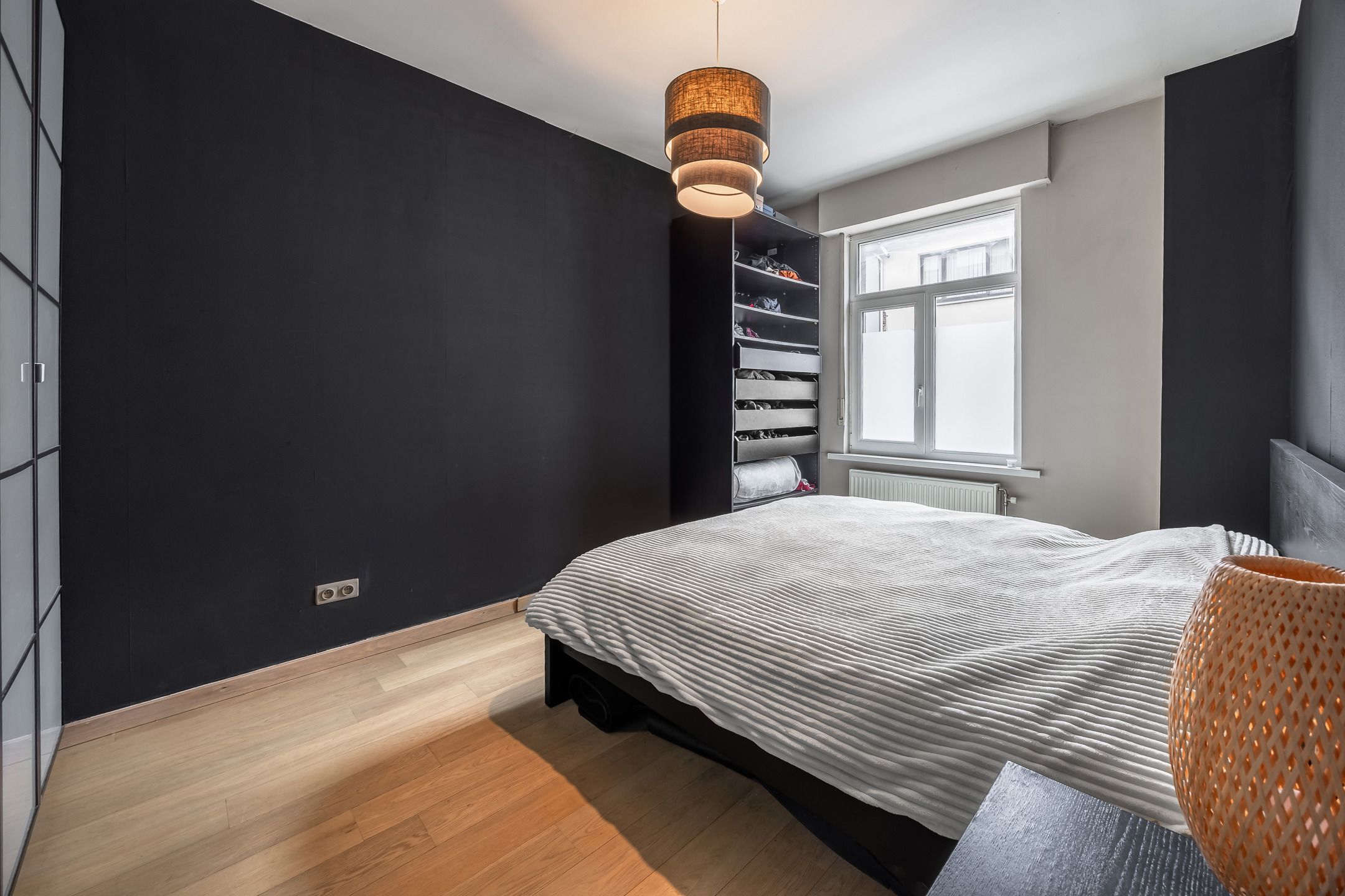Lichtrijke ruime gelijkvloersappartement te Merksem foto 13