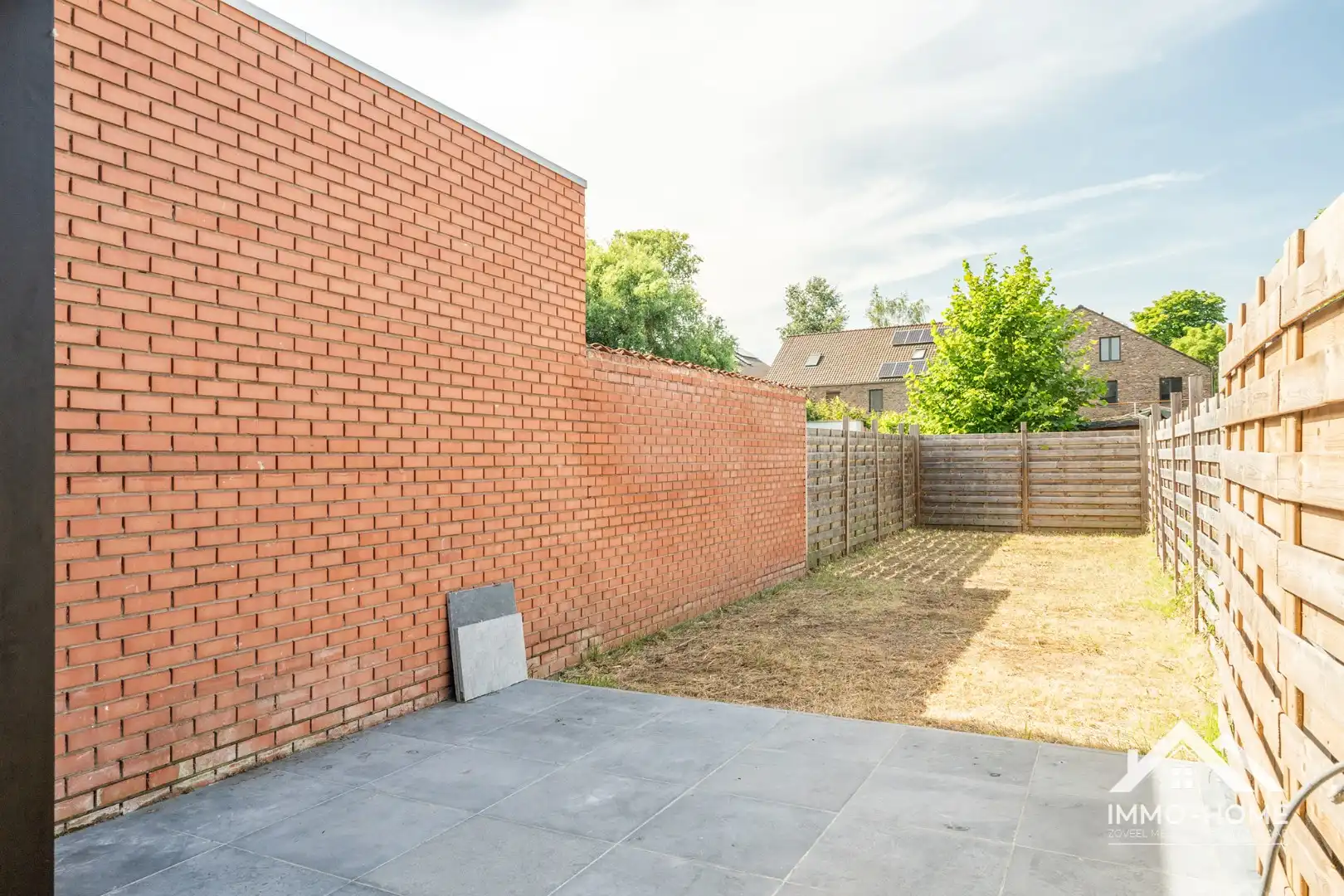 Structureel gerenoveerde woning met tuin foto 4