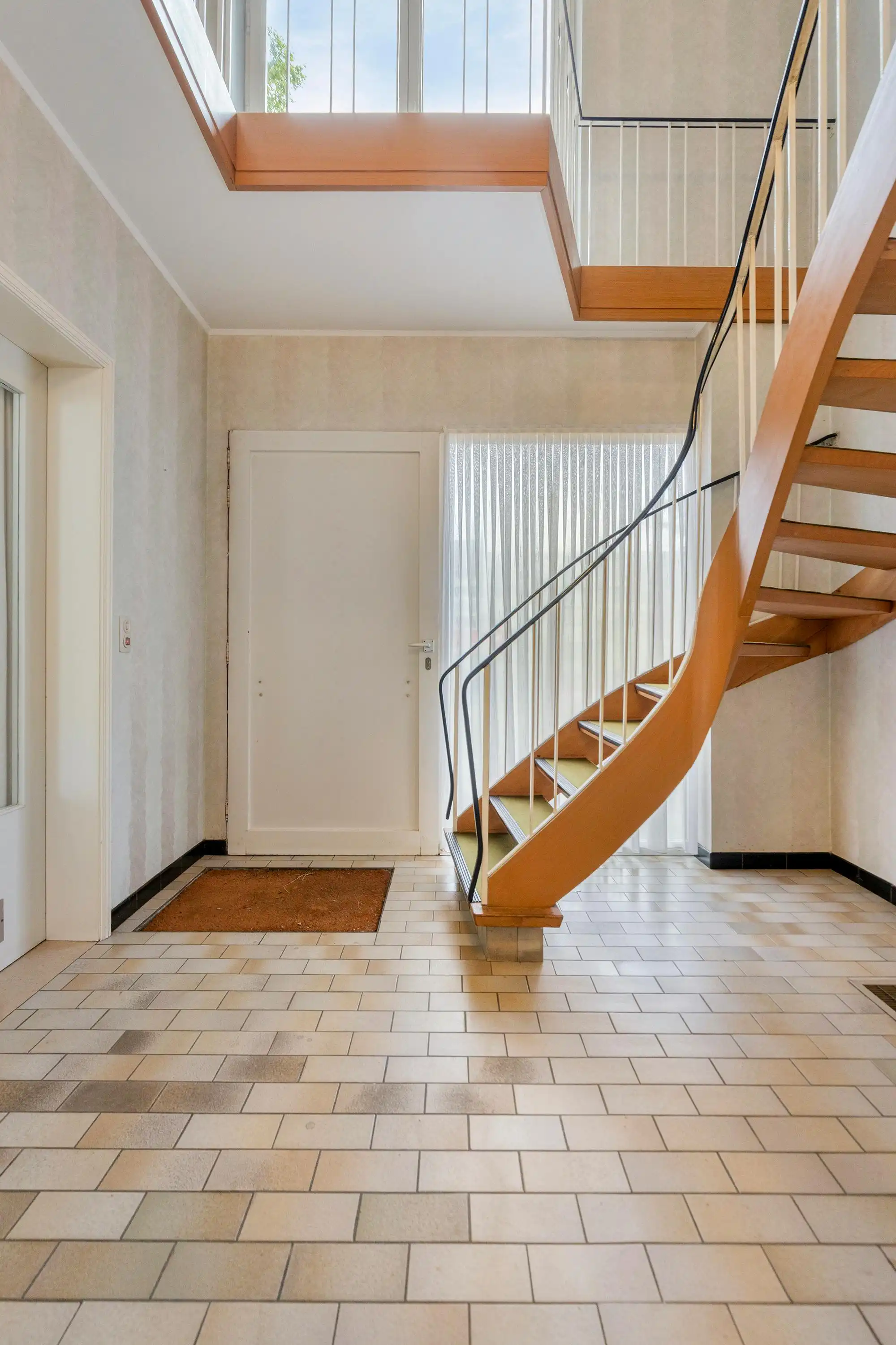Huis met 4 slaapkamers te koop in centrum Kapellen!  foto 3