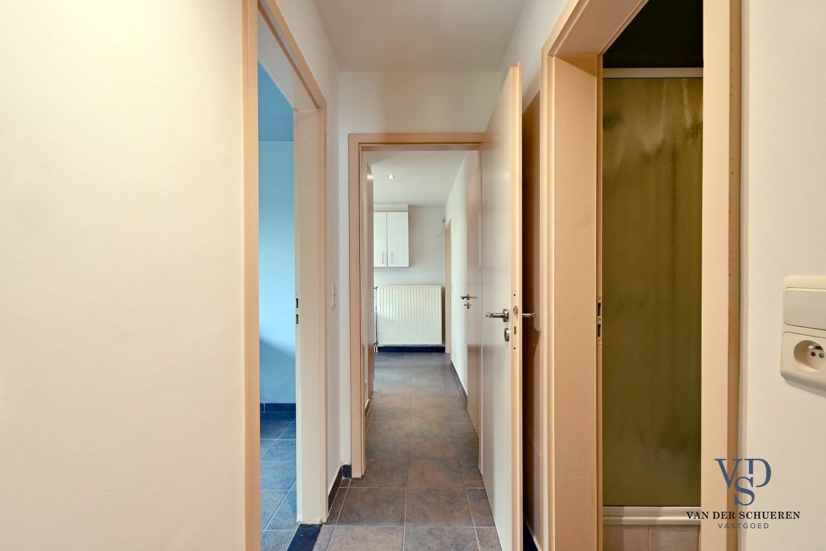 Bungalowwoning met afzonderlijke garage foto 14